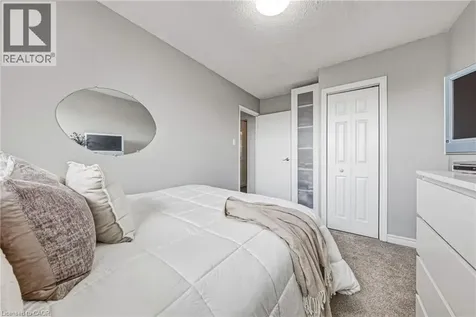 29 Hopewell Crescent Stoney Creek ON L8J 1P3