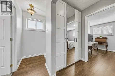 29 Hopewell Crescent Stoney Creek ON L8J 1P3