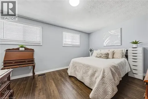 29 Hopewell Crescent Stoney Creek ON L8J 1P3