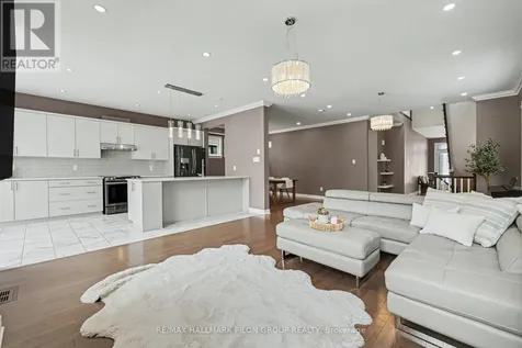 266 Shinleaf Crescent Ottawa ON K1W 0J2