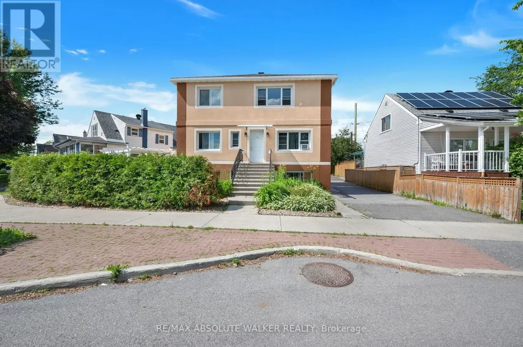 131 Dagmar Avenue Ottawa ON K1L 5T3