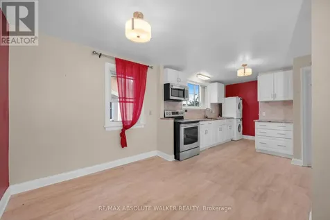 131 Dagmar Avenue Ottawa ON K1L 5T3