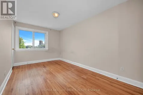 131 Dagmar Avenue Ottawa ON K1L 5T3