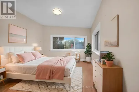 131 Dagmar Avenue Ottawa ON K1L 5T3