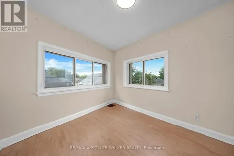 131 Dagmar Avenue Ottawa ON K1L 5T3