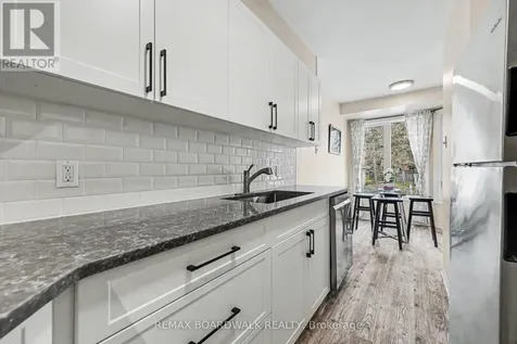1607 Locksley Lane Ottawa ON K1J 1B6