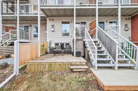 1607 Locksley Lane Ottawa ON K1J 1B6