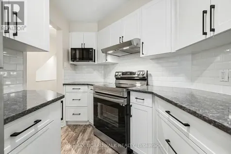1607 Locksley Lane Ottawa ON K1J 1B6