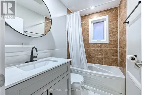 154-156 Dagmar Avenue Ottawa ON K1L 5T2