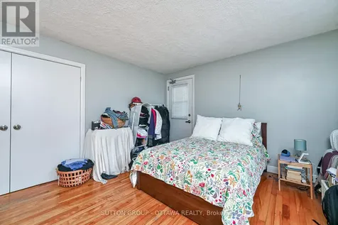 154-156 Dagmar Avenue Ottawa ON K1L 5T2