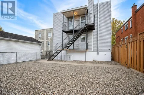 154-156 Dagmar Avenue Ottawa ON K1L 5T2