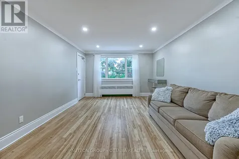 154-156 Dagmar Avenue Ottawa ON K1L 5T2