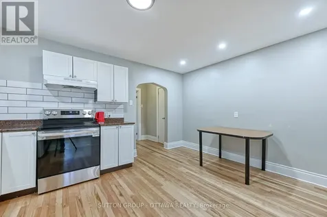 154-156 Dagmar Avenue Ottawa ON K1L 5T2