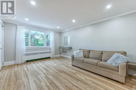 154-156 Dagmar Avenue Ottawa ON K1L 5T2