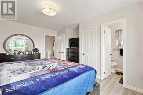 75 Edison Crescent Stratford ON N5A 7V2