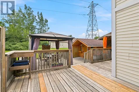 75 Edison Crescent Stratford ON N5A 7V2