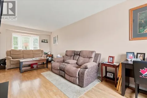 75 Edison Crescent Stratford ON N5A 7V2