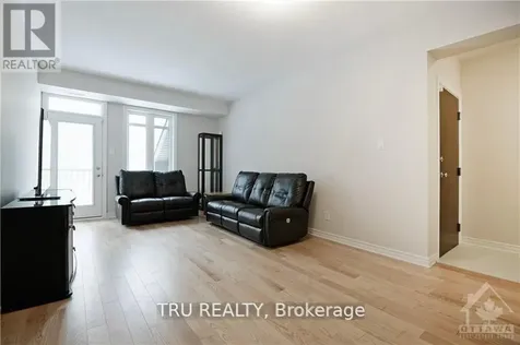 1020 Beryl Private Ottawa ON K1V 2M4