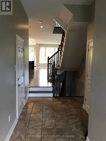 898 Fletcher Circle Ottawa ON K2T 0B8