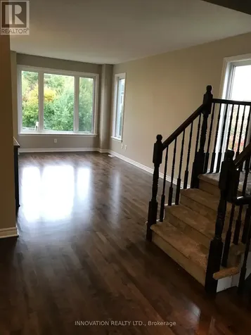 898 Fletcher Circle Ottawa ON K2T 0B8