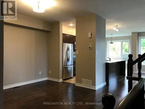 898 Fletcher Circle Ottawa ON K2T 0B8
