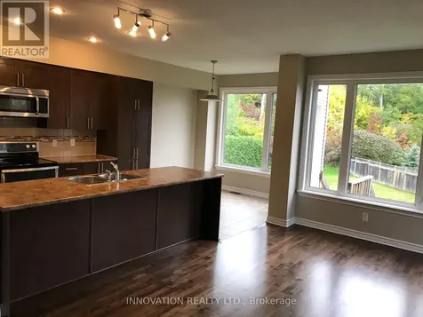 898 Fletcher Circle Ottawa ON K2T 0B8