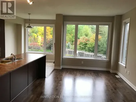898 Fletcher Circle Ottawa ON K2T 0B8