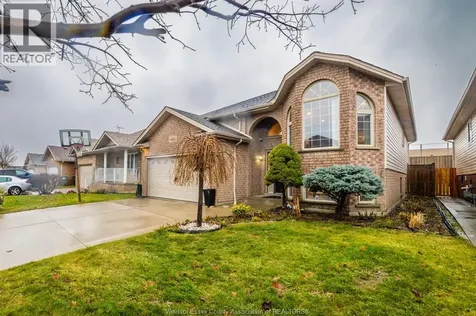 4821 Juliet Crescent Windsor ON N9G 3A6