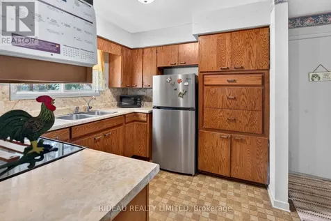 2305 Harlem Road Rideau Lakes ON K0G 1V0