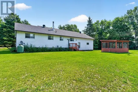 2305 Harlem Road Rideau Lakes ON K0G 1V0