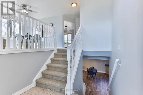 98 Thomas Avenue Brantford ON N3S 7V4