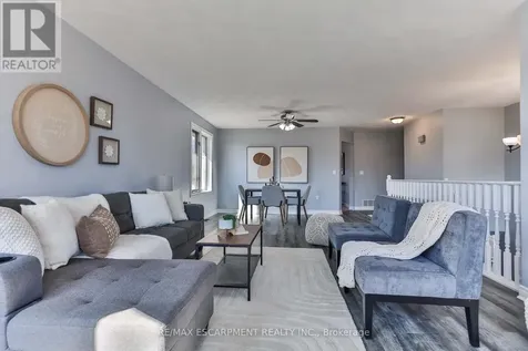 98 Thomas Avenue Brantford ON N3S 7V4