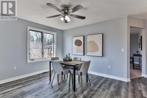 98 Thomas Avenue Brantford ON N3S 7V4