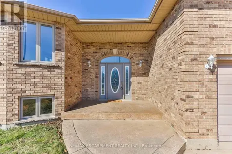 98 Thomas Avenue Brantford ON N3S 7V4
