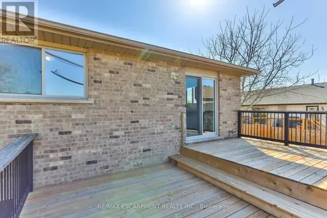 98 Thomas Avenue Brantford ON N3S 7V4