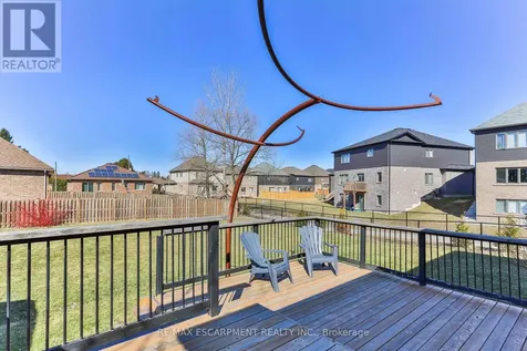 98 Thomas Avenue Brantford ON N3S 7V4