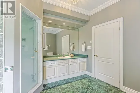 5633 Lakeshore Road Whitchurch-stouffville ON L4A 7X3