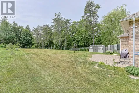 5633 Lakeshore Road Whitchurch-stouffville ON L4A 7X3
