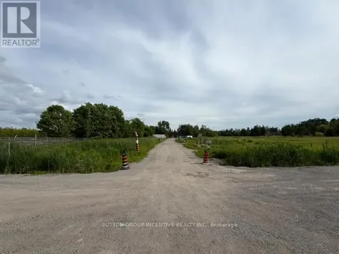 2513 Innisfil Beach Road Innisfil ON L9S 4C1