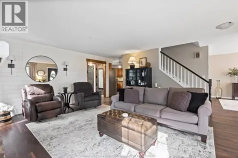 426 King Street East Harrow ON N0R 1G0