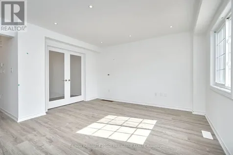 8 Andean Lane Barrie ON L9J 0J4