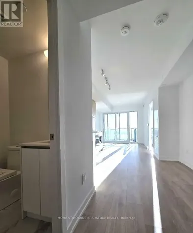 1100 Sheppard Ave Avenue West Toronto (york University Heights) ON M3K 0E4
