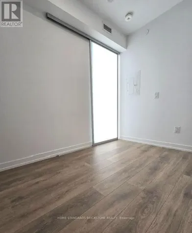 1100 Sheppard Ave Avenue West Toronto (york University Heights) ON M3K 0E4