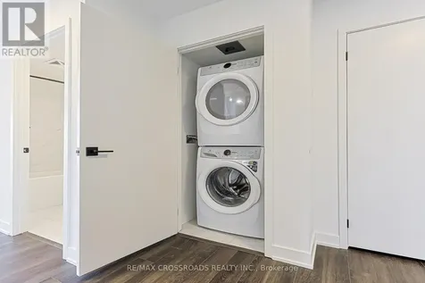 609 Sherbourne Street Toronto (north St. James Town) ON M4X 0A4