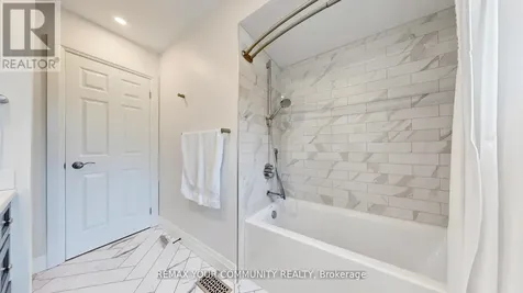 1248 Blackburn Drive Oakville (ga Glen Abbey) ON L6M 2N5