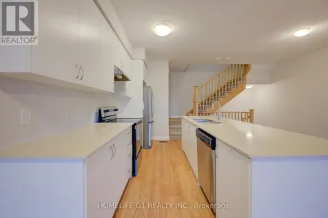 585 Colborne Street East Brantford ON N3S 0K4