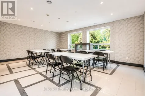 479 Charlton Avenue East Hamilton (stinson) ON L8N 0B4