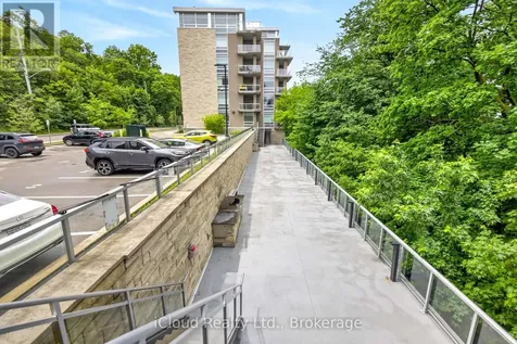 479 Charlton Avenue East Hamilton (stinson) ON L8N 0B4
