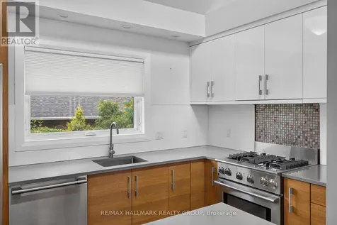 234 Old Irving Place Ottawa ON K1Y 1Z8