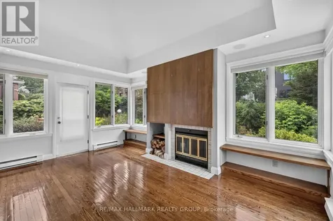 234 Old Irving Place Ottawa ON K1Y 1Z8